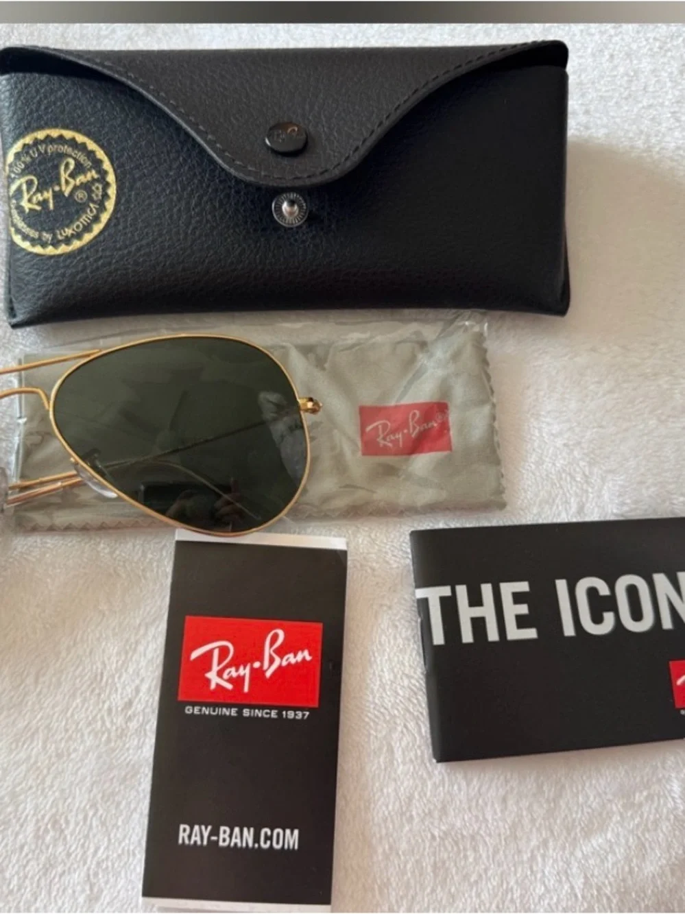 Ray-Ban Gold Frame Sunglasses with Green Lenses